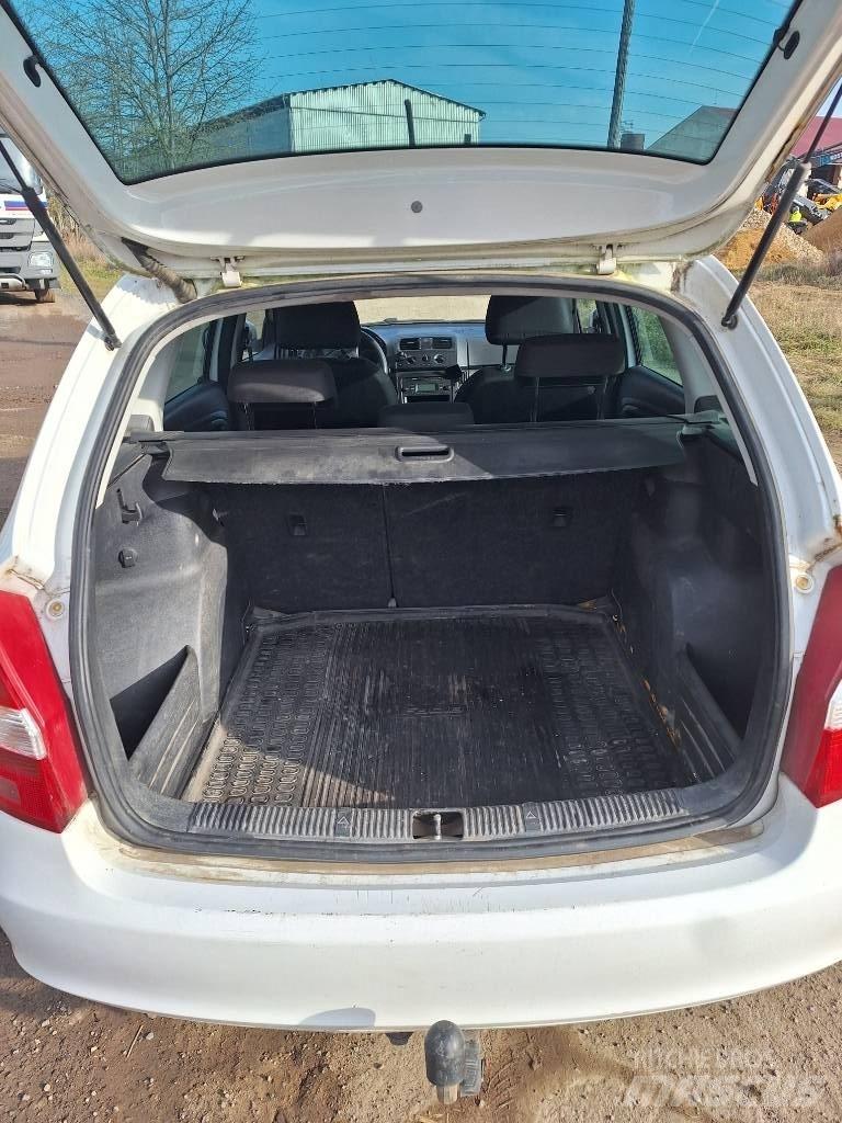 Skoda Fabia Carros Ligeiros