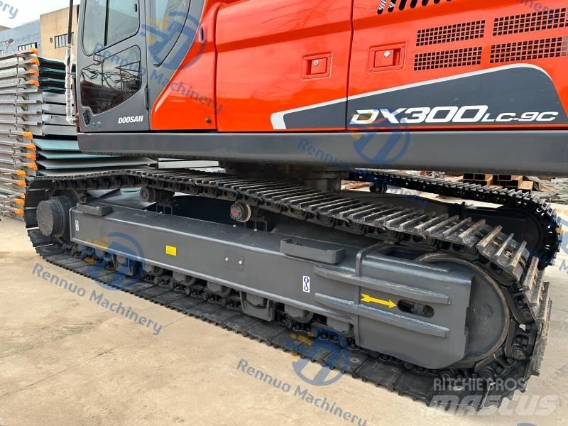 Doosan DX 300LC-9C Escavadoras de rastos