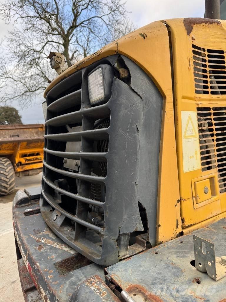 Komatsu WA 200-5 Pás carregadoras de rodas