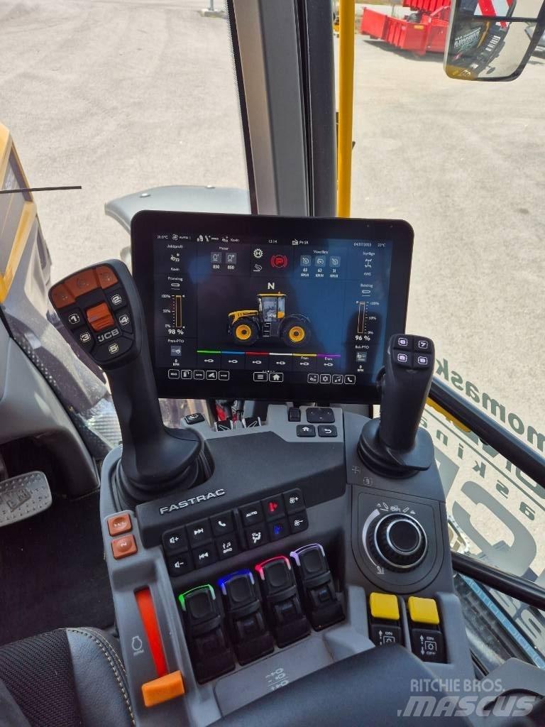 JCB Fastrac 4220 Tratores Agrícolas usados