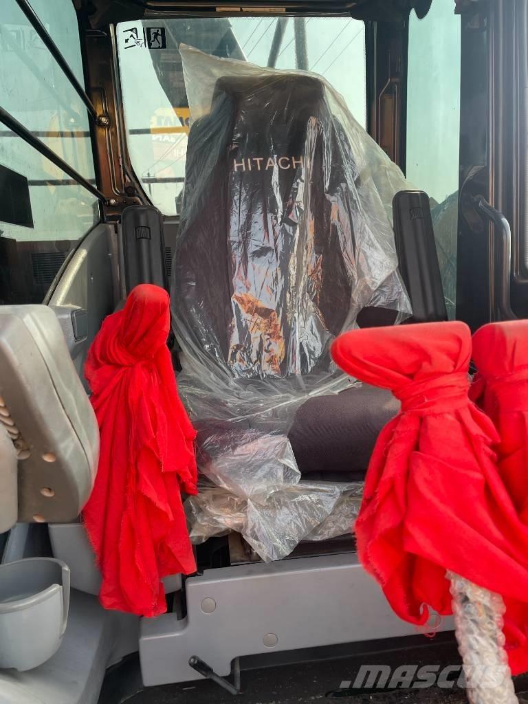 Hitachi ZX 240 Escavadoras de rastos