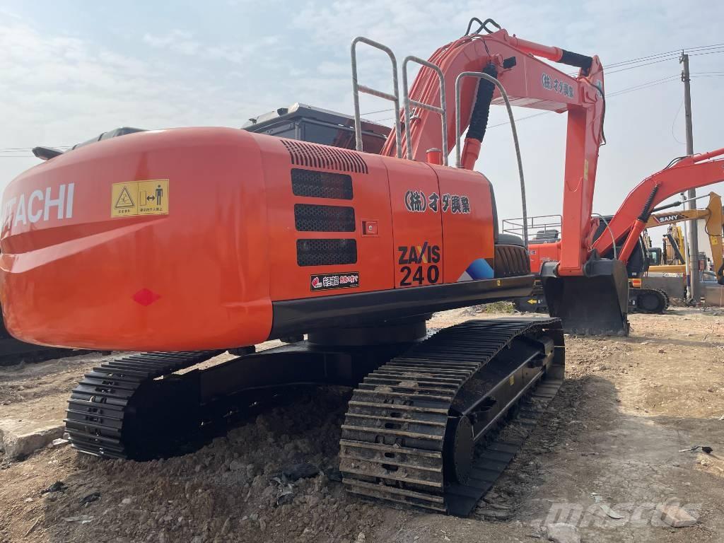 Hitachi ZX 240 Escavadoras de rastos