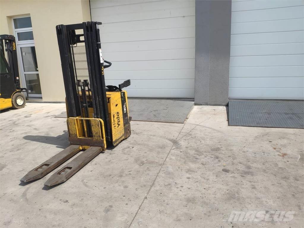 Yale MS15X IL Empilhador para operador externo