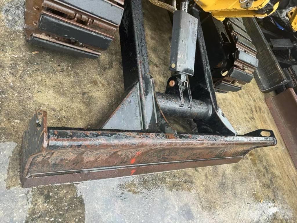 CAT 303 E CR Escavadoras de rastos