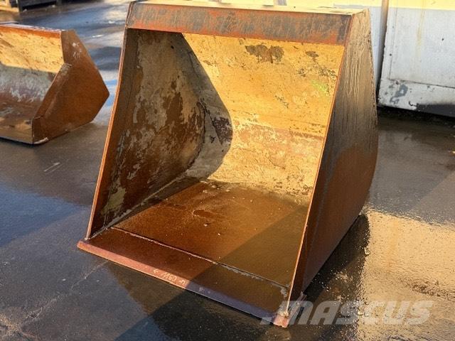 Manitou USED BUCKET Baldes