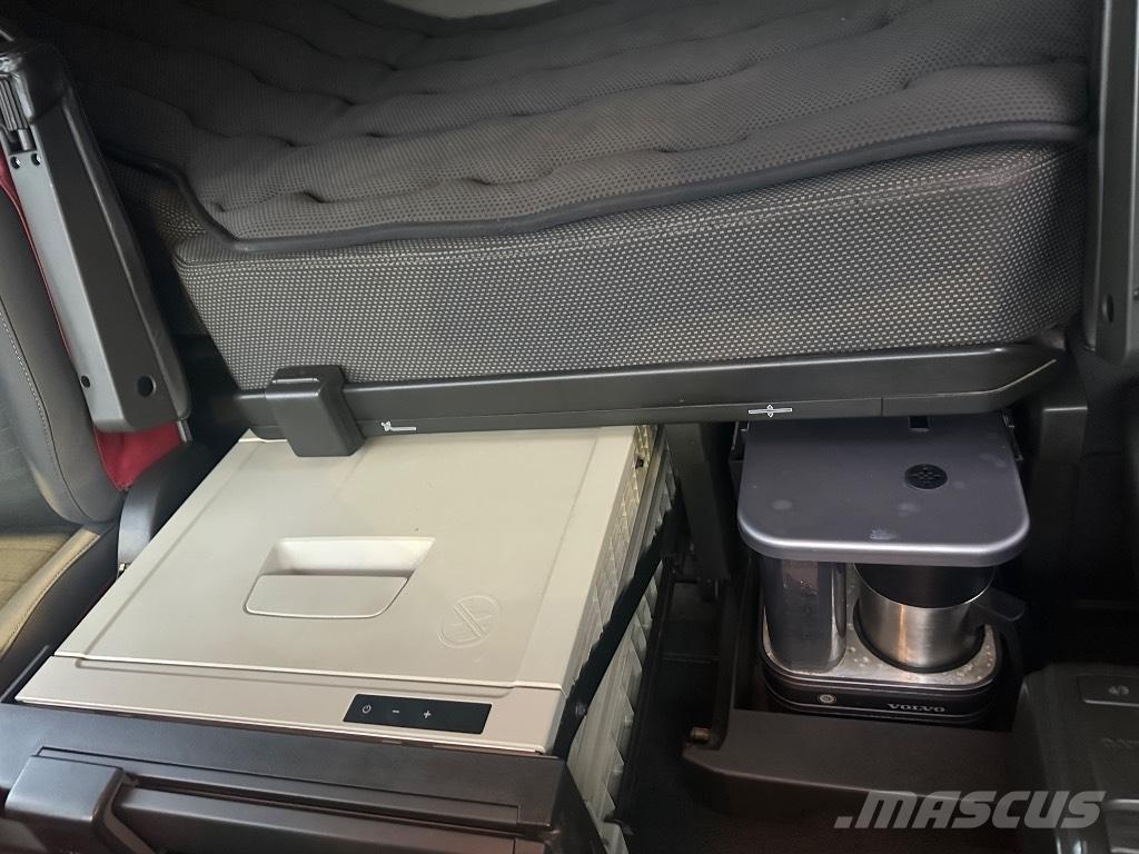 Volvo FH 500 8X4*4 Camiões Ampliroll