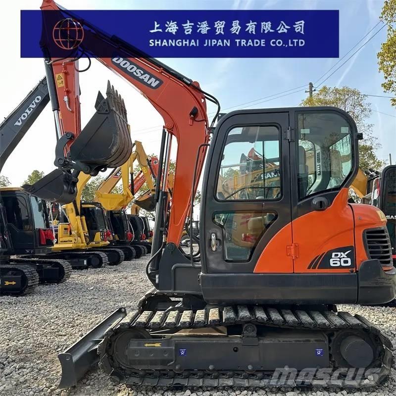Doosan DX 60 Mini Escavadoras <7t