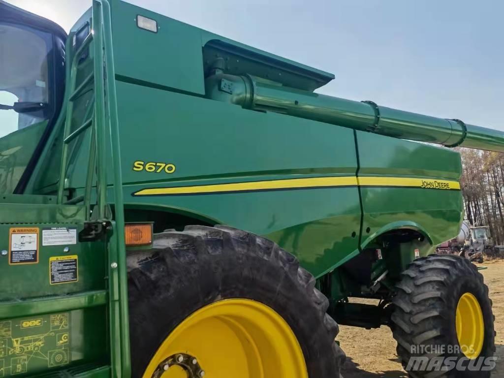 John Deere S670 Ceifeiras debulhadoras
