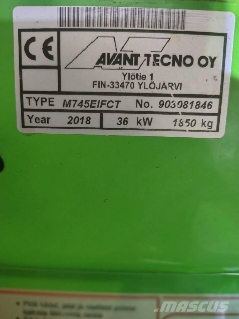 Avant 745 Mini carregadoras