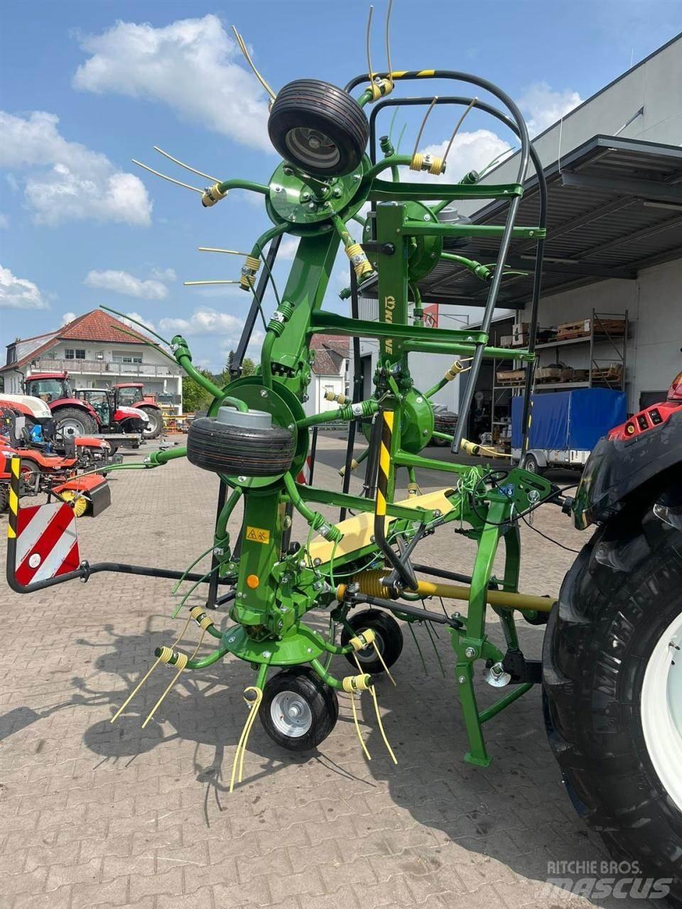 Krone VENDRO 680 Ancinho virador