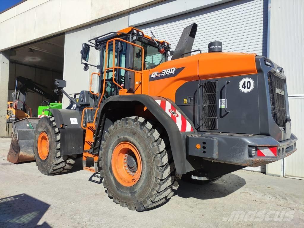 Doosan DL 380-7 Pás carregadoras de rodas
