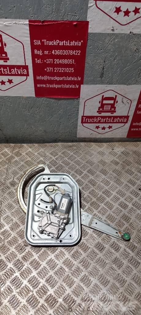 Scania R 440    1442293 Cabines e interior