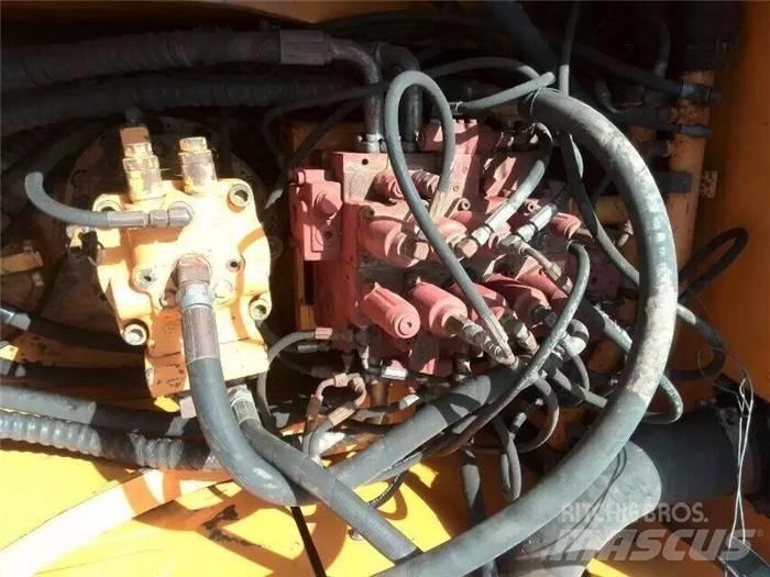 Hyundai R220LC-7 Escavadoras de rastos