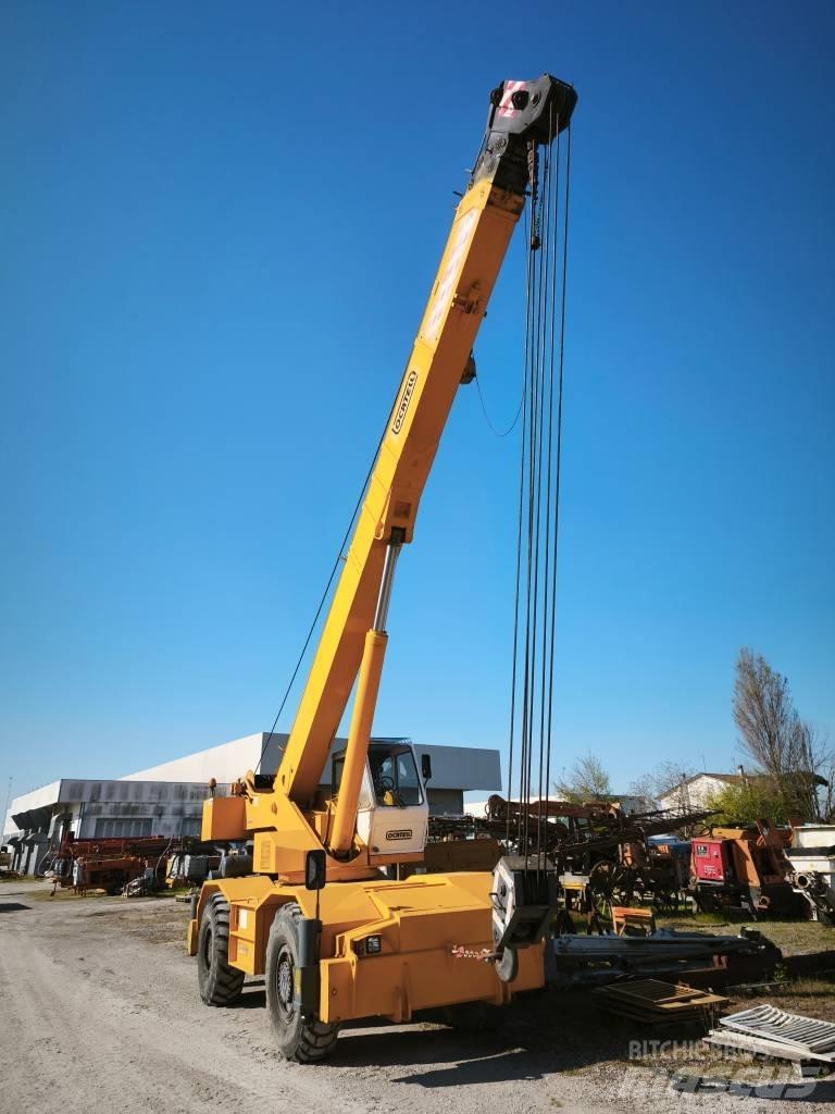 Locatelli Gril 835 Gruas Fora-de-estrada