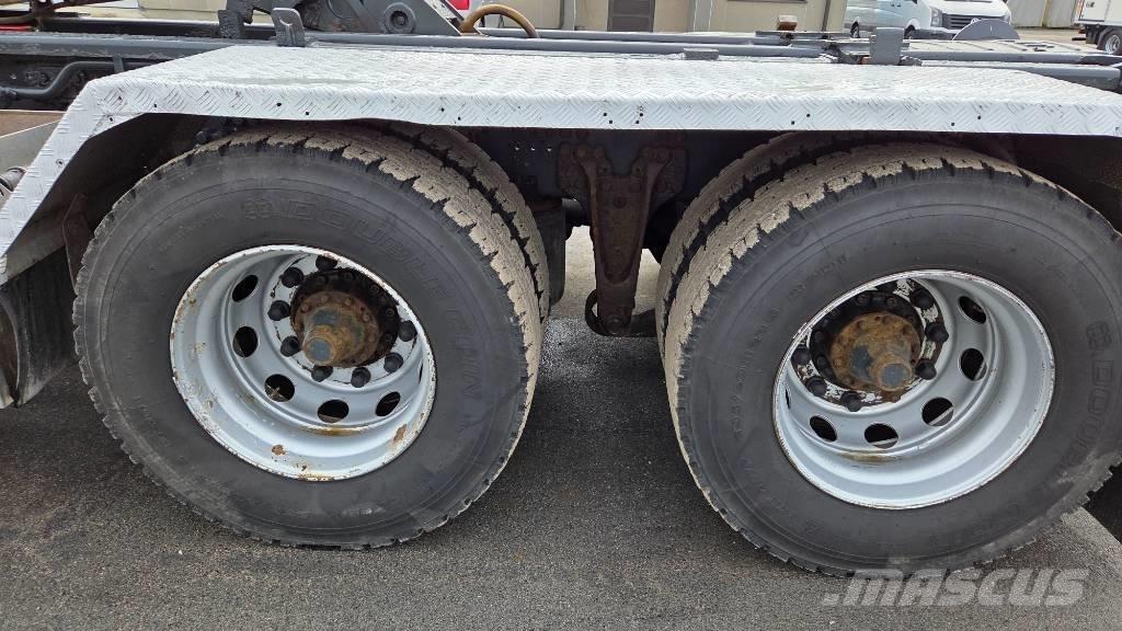 Scania R520 6X4 Camiões Ampliroll