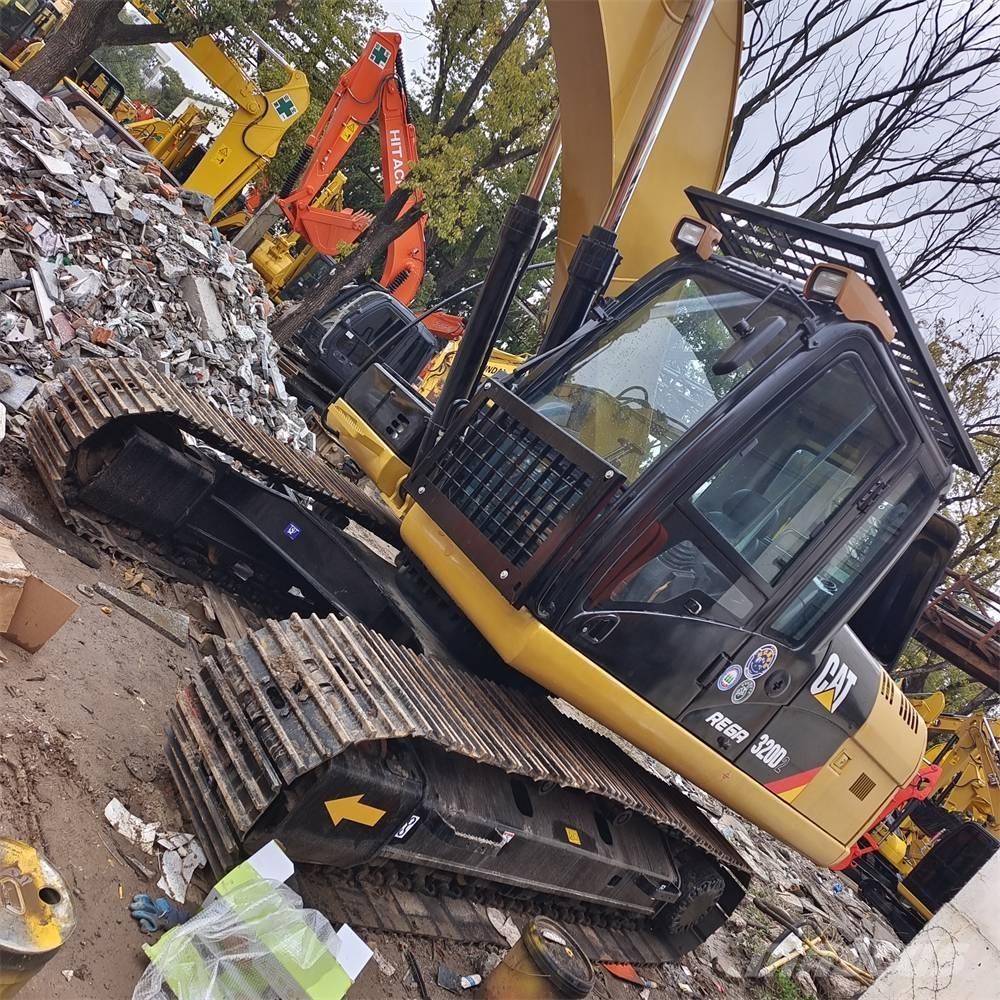 CAT 320 D L Escavadoras de rastos