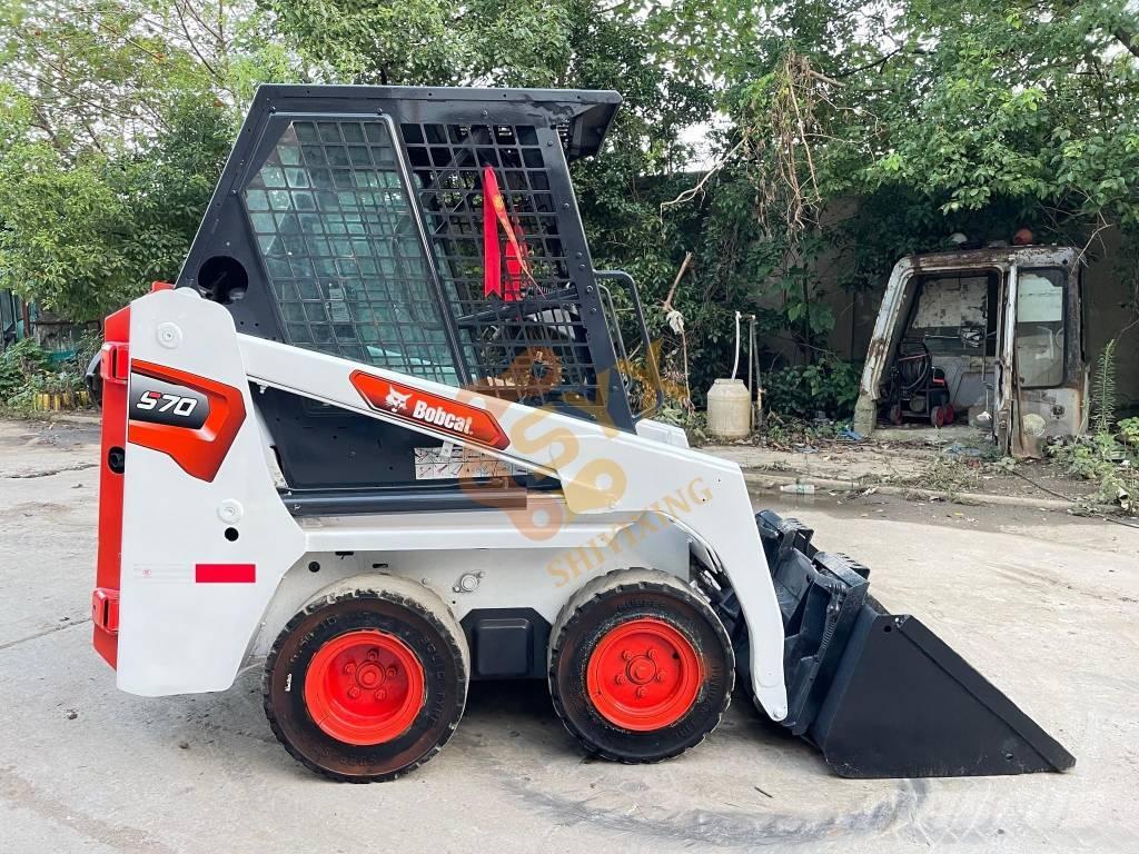 Bobcat S 70 Carregadoras de direcção deslizante