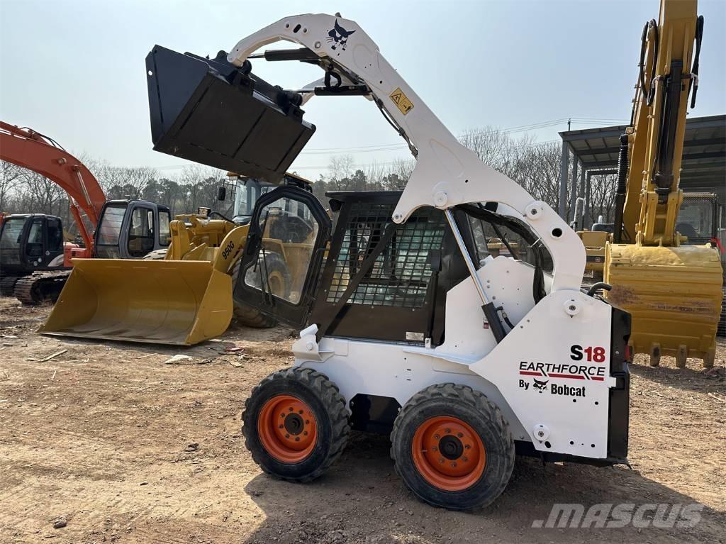 Bobcat S 18 Carregadoras de direcção deslizante