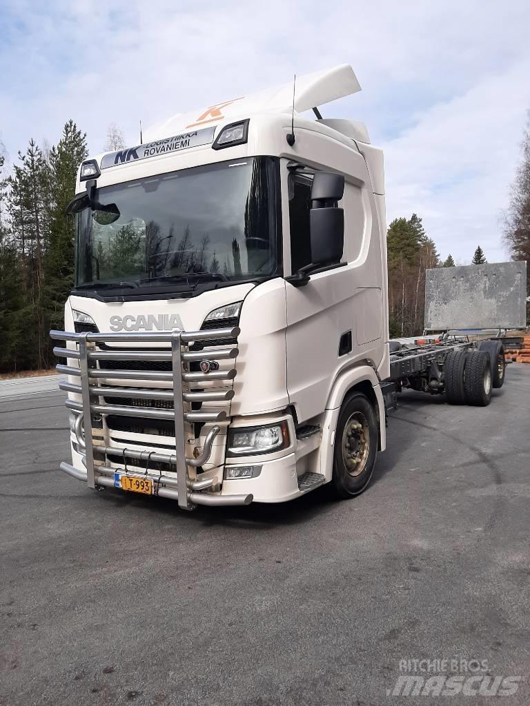 Scania R 500 Camiões de chassis e cabine