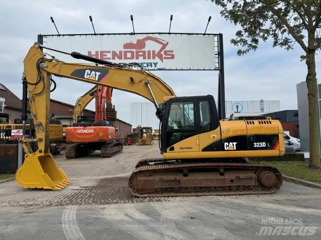 CAT 323DL (320DL) Escavadoras de rastos