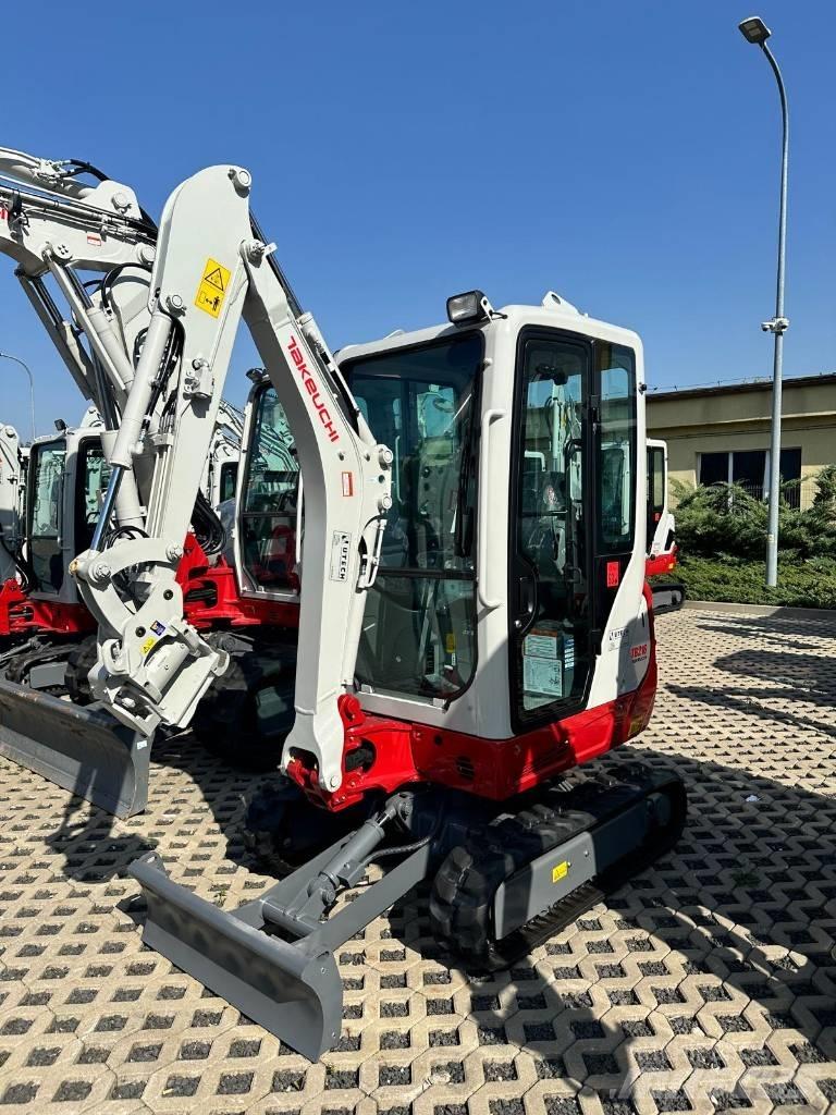 Takeuchi TB216 V0 Mini Escavadoras <7t