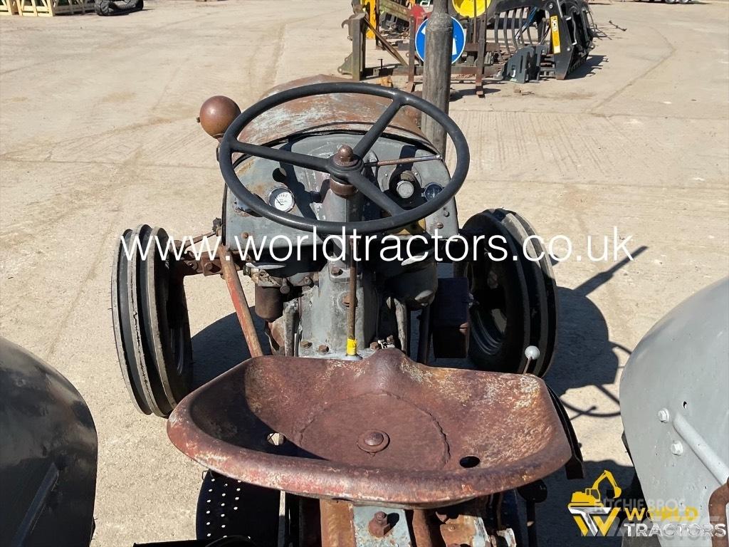Ferguson TRACTOR Tratores Agrícolas usados