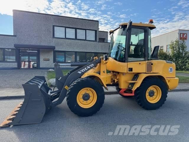 Volvo L 30 G Pás carregadoras de rodas
