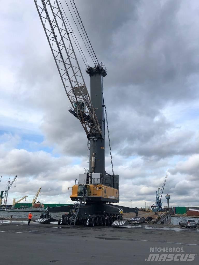 Liebherr LHM550 Guindastes de porto