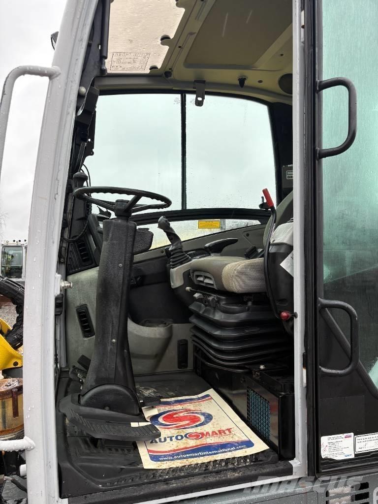 Wacker Neuson EW65 Escavadoras de rodas