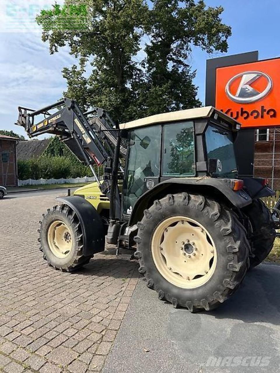 Hürlimann xt908 Tratores Agrícolas usados