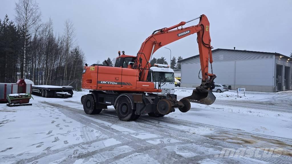 Doosan DX 170 W Escavadoras de rodas