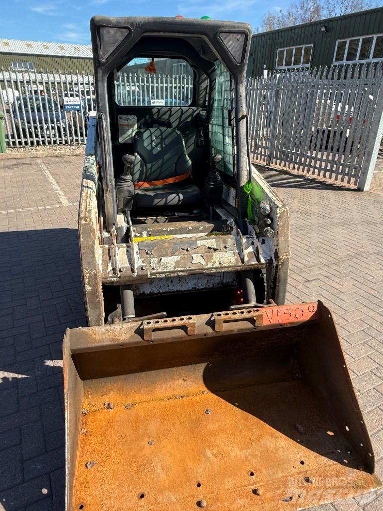 Bobcat S 100 Carregadoras de direcção deslizante