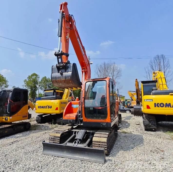 Doosan DX75-9C Escavadoras Midi 7t - 12t