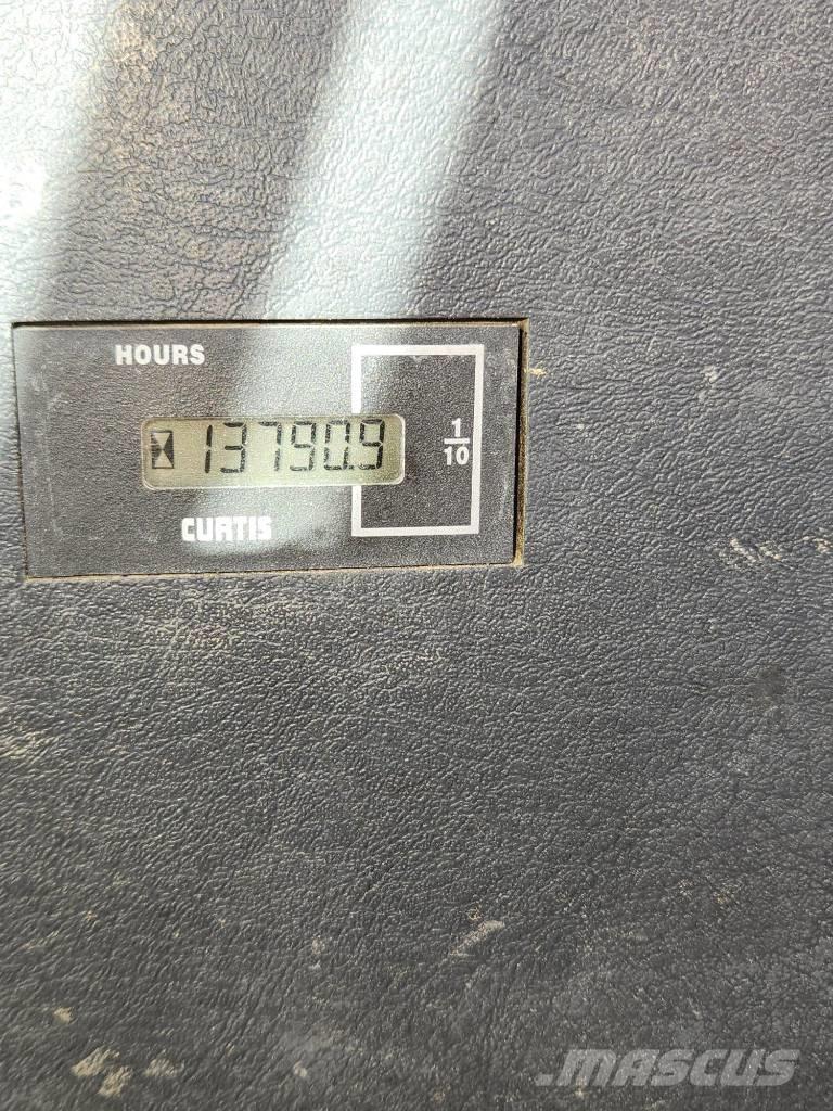 Hyundai Robex 300 LC Escavadoras de rastos