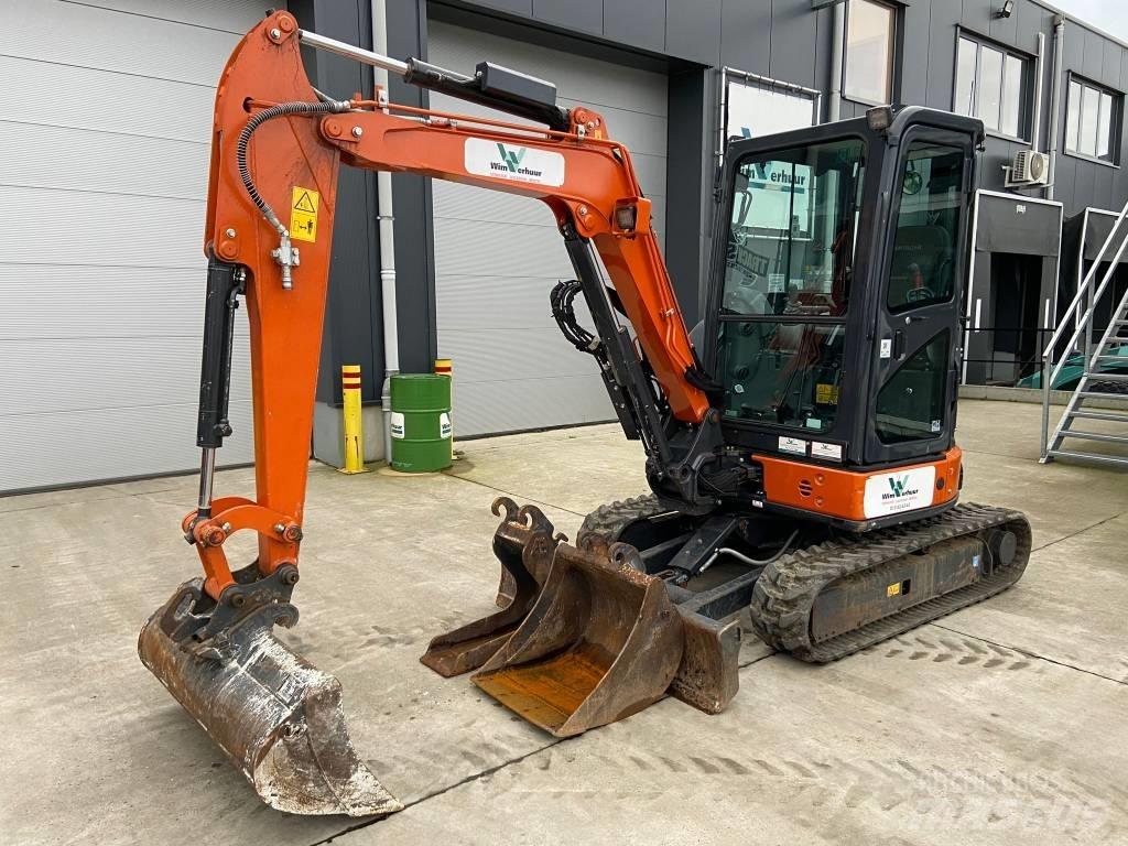 Hitachi ZX 33 U-6 Mini Escavadoras <7t