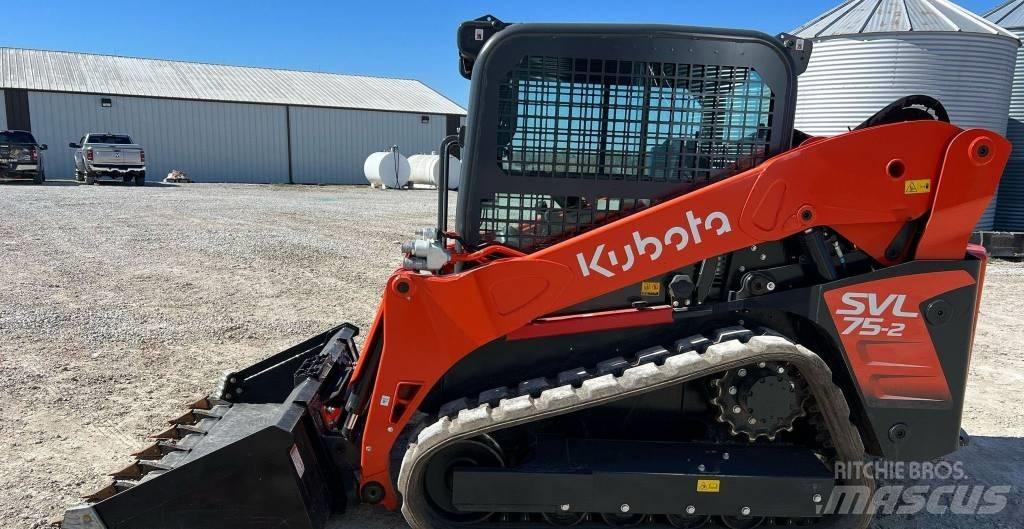 Kubota SVL75-2 Carregadoras de direcção deslizante