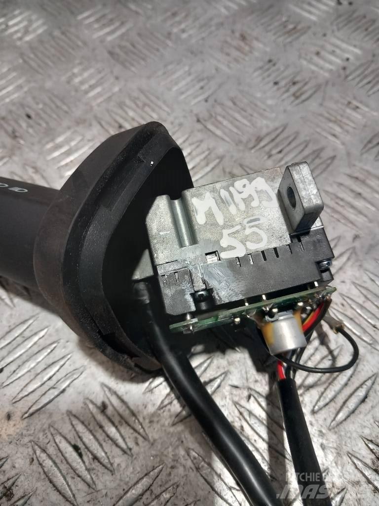 MAN TGM  81255090188 Cabines e interior