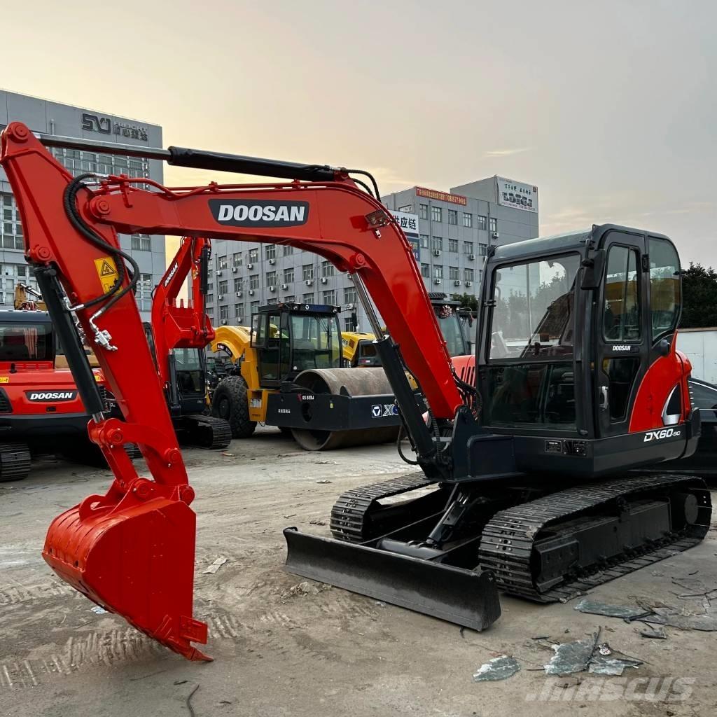 Doosan DX60-9C Mini Escavadoras <7t