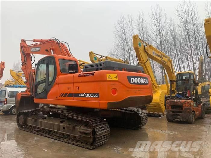Doosan dx300 Escavadoras de rastos