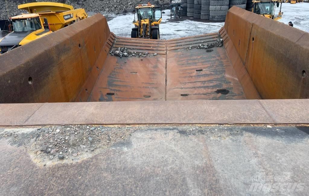 Komatsu 605-7 Camiőes dumper basculantes rígidos