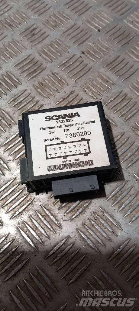 Scania 94 D.    1532526 Electrónica