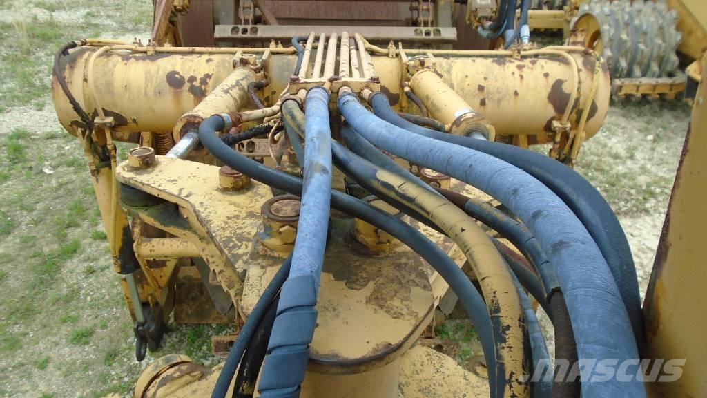 International 412B Raspadores