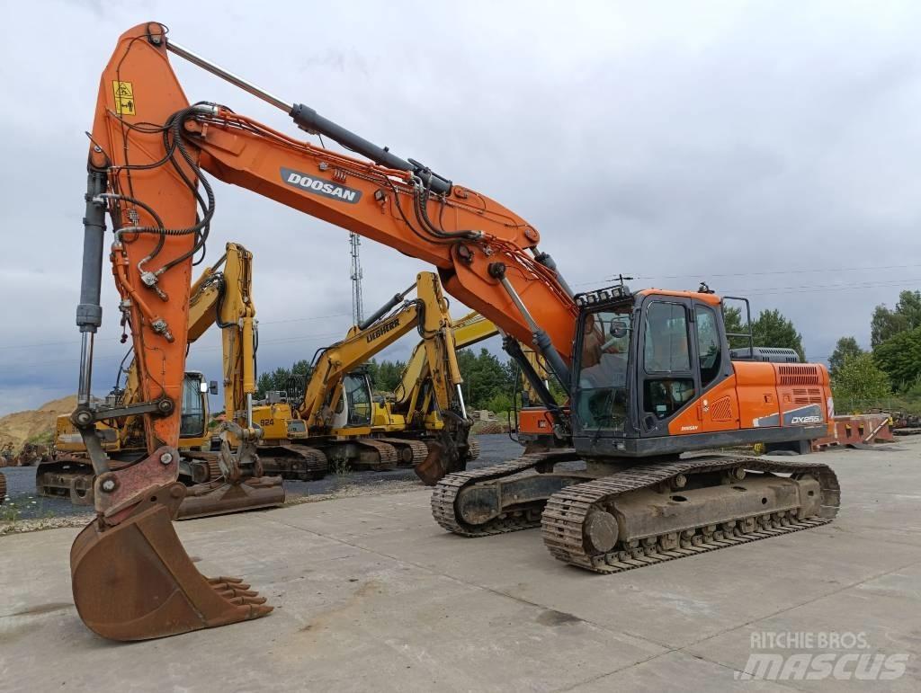 Doosan DX 255 LC-5 Escavadoras de rastos