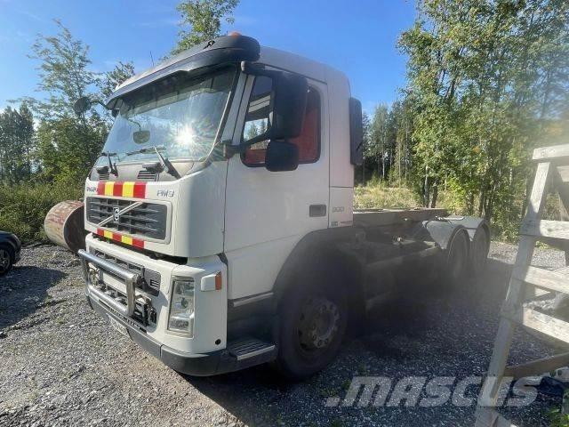 Volvo FM9 Camiões caixa desmontável com elevador de cabo