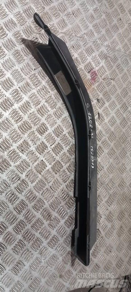 Scania 94 D.  1429393 Cabines e interior