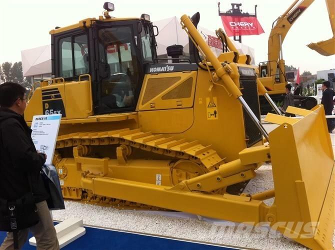 Komatsu d65ex-16 Dozers - Tratores rastos