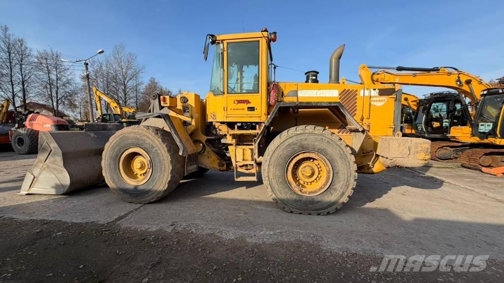 Volvo L 120 D Pás carregadoras de rodas