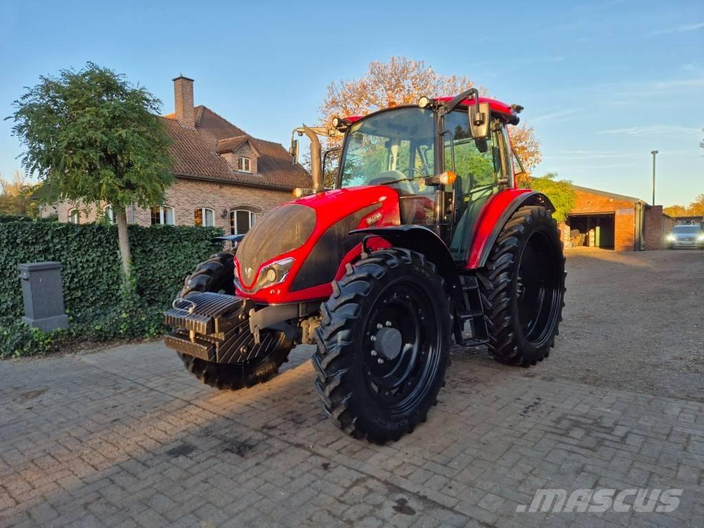 Valtra A105 HiTech Tratores Agrícolas usados