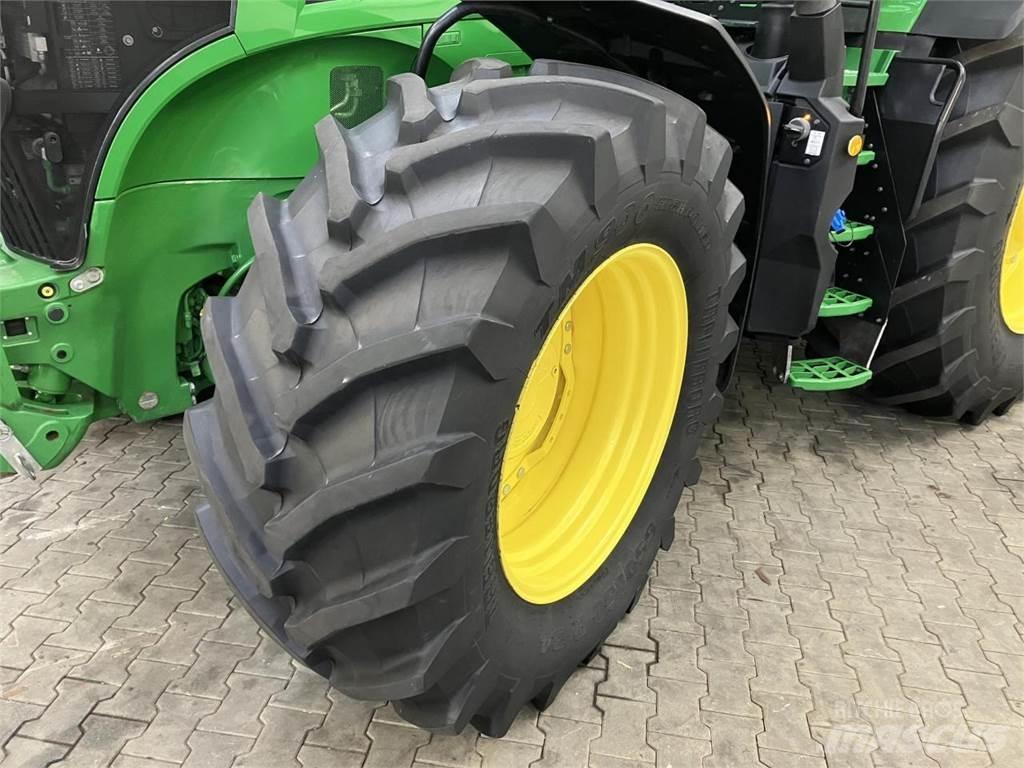 John Deere 7R 330 Tratores Agrícolas usados