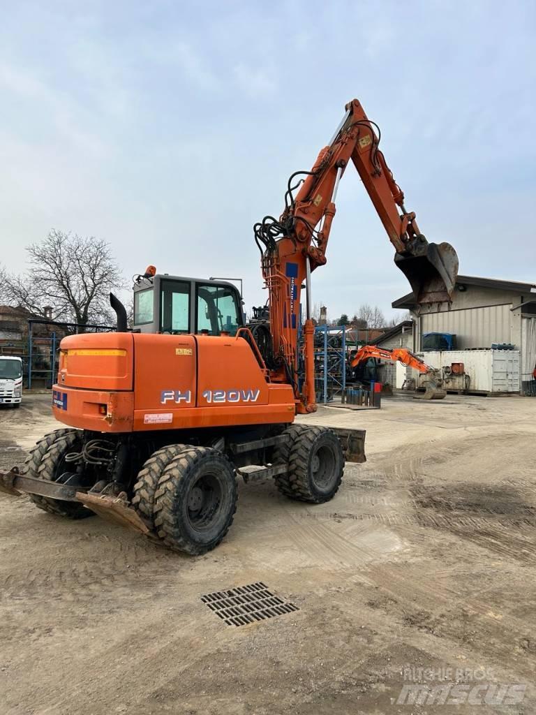 Fiat-Hitachi fh 120 Escavadoras de rodas